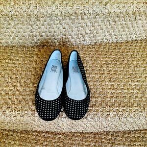 PELLE MODA BLACK SUEDE CLEAR  RHINESTONE STUDDED BALLET FLATS SZ 9 M